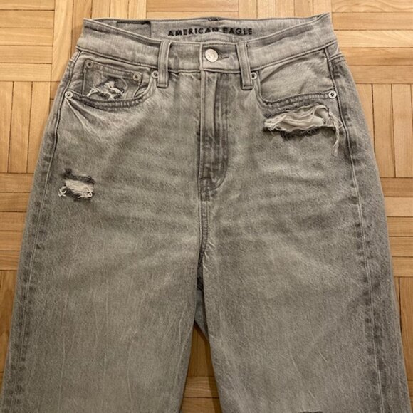 American Eagle Haze Gray Highest Rise '90s Boyfriend Ripped Denim Jeans - Picture 3 of 5